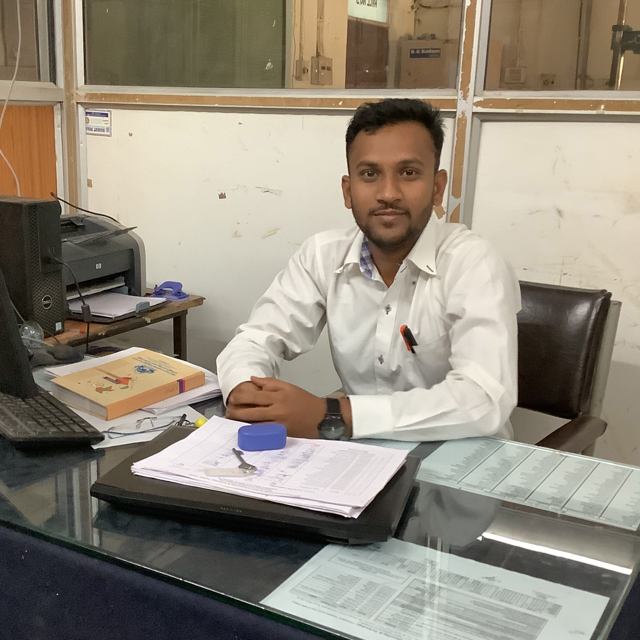 staff-image